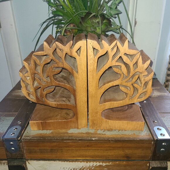 Wooden Bookends Wood  Hand Crafted Vintage Carved Tree 8" x 10" x 3" - Picture 1 of 11